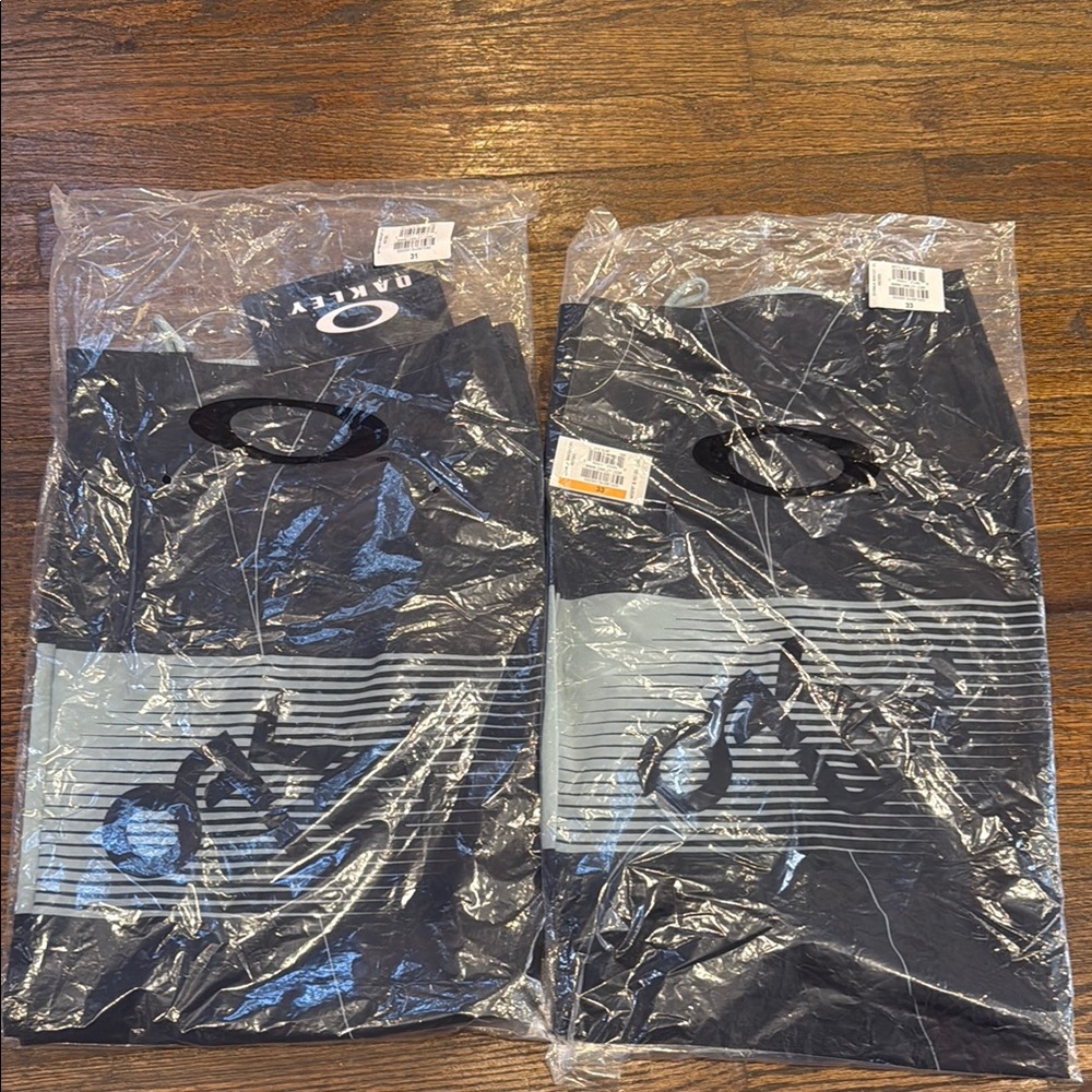 Oakley Shorts Size 31 & 33